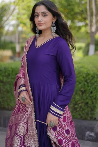 Designer reyon gown with gota patti & lumpy lace work with viscose jacquard dupatta | free size 38-44