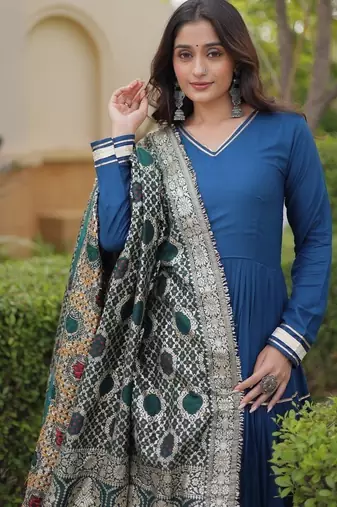 Designer reyon gown with gota patti & lumpy lace work with viscose jacquard dupatta | free size 38-44