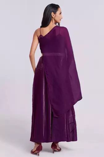 Wine belted sleeveless gown set