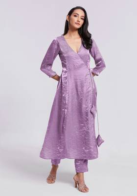 Lavender angrakha style v-neck kurta set 2