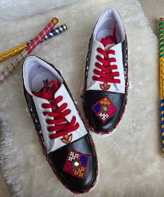 Black latkan artificial leather sneakers 3
