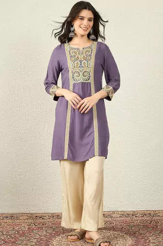 Purple color women embroidered thread work kurta in viscose