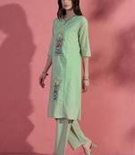 Women embroidered regular thread work pure cotton kurta with trousers
