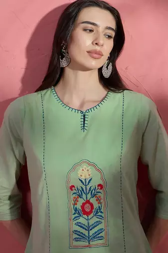 Women embroidered regular thread work pure cotton kurta with trousers