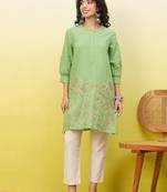 Green women ethnic motifs embroidered thread work kurta