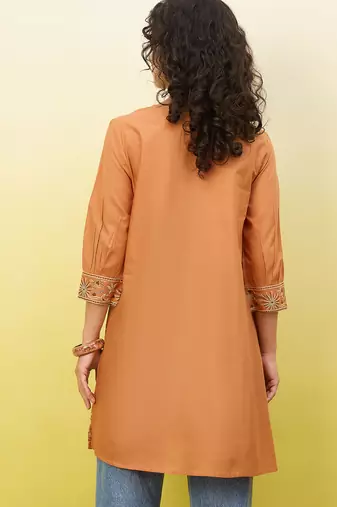 Orange women ethnic motifs embroidered thread work kurta