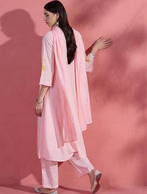 Floral yoke design v-neck a-line pure cotton kurta with trousers & dupatta 3