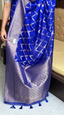 royal blue silk blend banarasi jacuard work festive saree with unstitched blouse piece 2