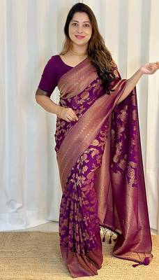 wine  silk blend banarasi jacuard work festive saree with unstitched blouse piece 3