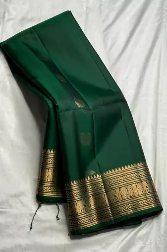 green  silk blend banarasi jacuard work festive saree with unstitched blouse piece
