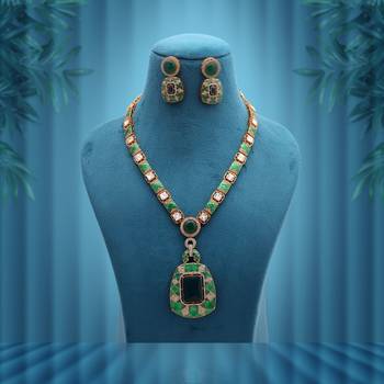Splendid forest green color american diamond polki necklace set for women party wear 2