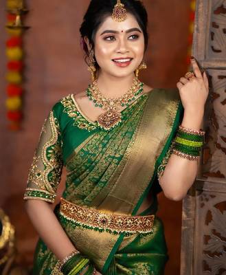green  silk blend banarasi jacuard work festive saree with unstitched blouse piece 5