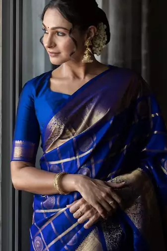 royal blue silk blend banarasi jacuard work festive saree with unstitched blouse piece
