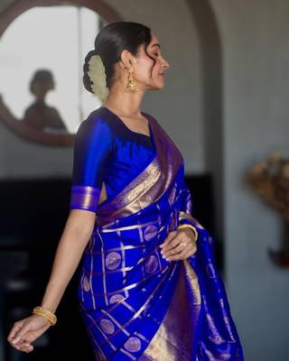 royal blue silk blend banarasi jacuard work festive saree with unstitched blouse piece 5