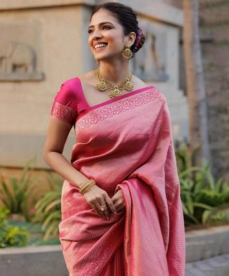 pink silk blend banarasi jacuard work festive saree with unstitched blouse piece 2