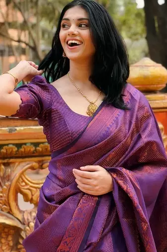 purple silk blend banarasi jacuard work festive saree with unstitched blouse piece
