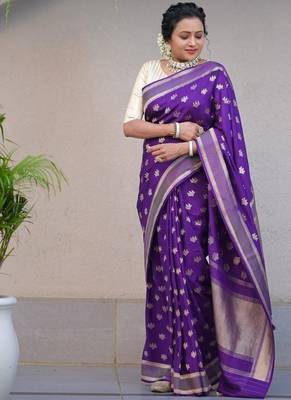 purple silk blend banarasi jacuard work festive saree with unstitched blouse piece 3