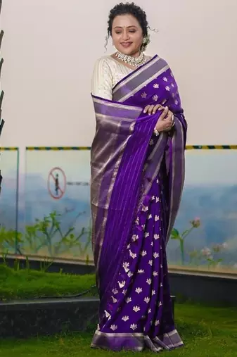 purple silk blend banarasi jacuard work festive saree with unstitched blouse piece