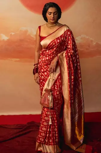 red silk blend banarasi jacuard work festive saree with unstitched blouse piece