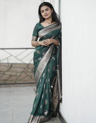 green  silk blend banarasi jacuard work festive saree with unstitched blouse piece 1