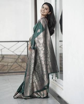 green  silk blend banarasi jacuard work festive saree with unstitched blouse piece 2