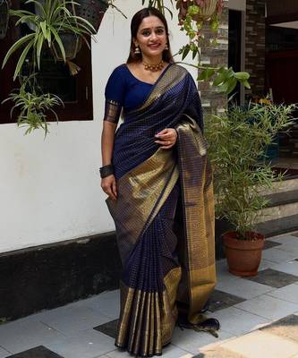 navy blue silk blend banarasi jacuard work festive saree with unstitched blouse piece 2
