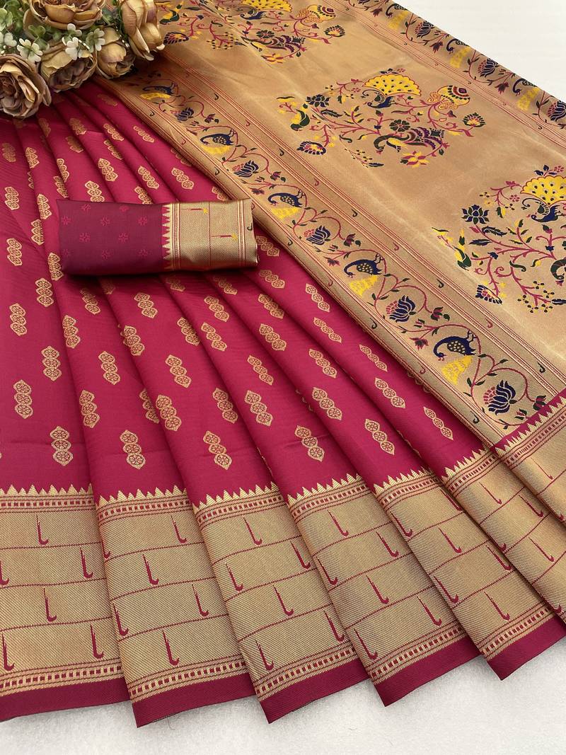 pink silk blend banarasi jacuard work festive saree with unstitched blouse piece