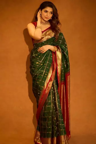green maroon silk blend banarasi jacuard work festive saree with unstitched blouse piece
