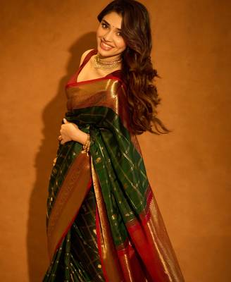 green maroon silk blend banarasi jacuard work festive saree with unstitched blouse piece 4