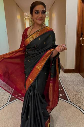 black silk blend banarasi jacuard work festive saree with unstitched blouse piece
