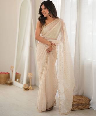 white smart moss butti designer classy ceremonial saree 1