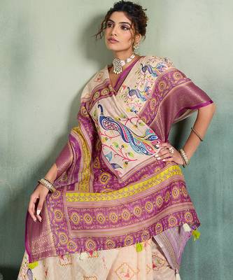Off white color linen fabric graceful festive looks fancy saree 3