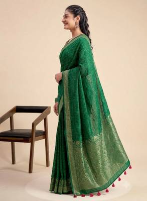green chiffon fabric smart festive graceful saree 4