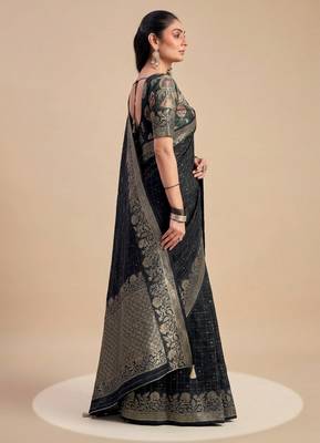 black chiffon fabric smart festive graceful saree 4