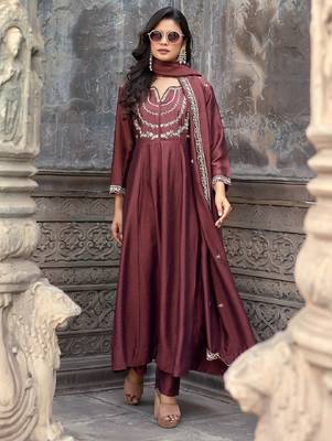 Burgundy embroidered vichitra silk kurta pant dupatta set 1