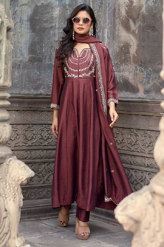 Burgundy embroidered vichitra silk kurta pant dupatta set