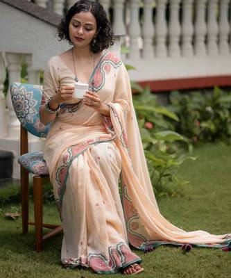 peach smart linen cotton blend smart printed saree 4