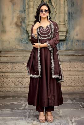 Coffee embroidered vichitra silk kurta pant dupatta set 2