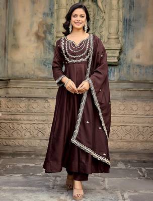 Coffee embroidered vichitra silk kurta pant dupatta set 3