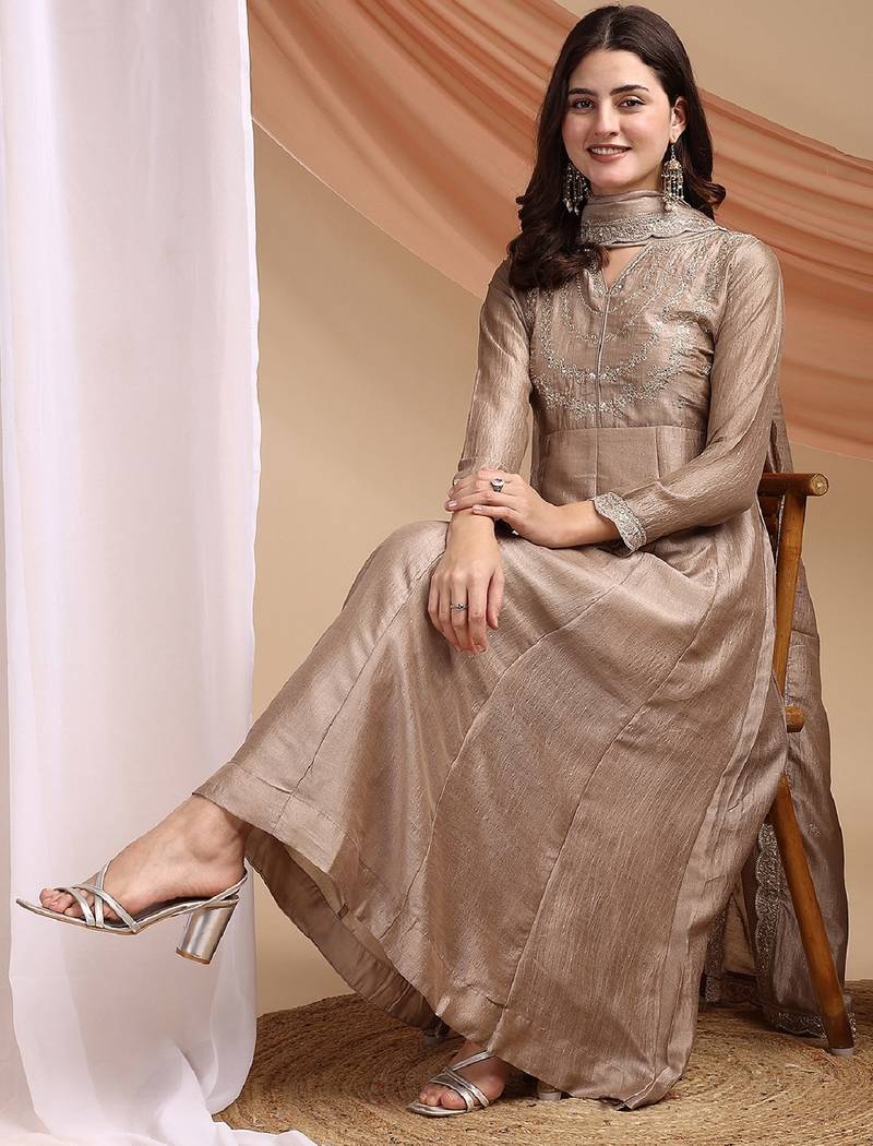 Cream embroidered vichitra silk kurta pant dupatta set