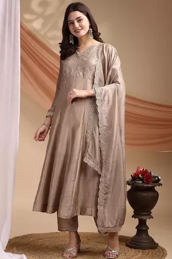 Cream embroidered vichitra silk kurta pant dupatta set