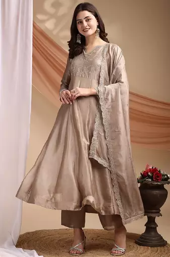 Cream embroidered vichitra silk kurta pant dupatta set