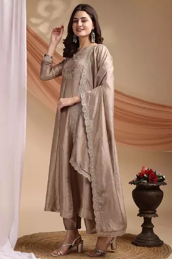 Cream embroidered vichitra silk kurta pant dupatta set