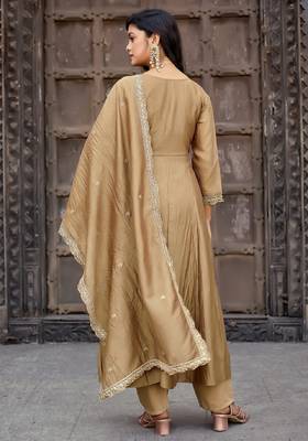 Golden embroidered vichitra silk kurta pant dupatta set 5