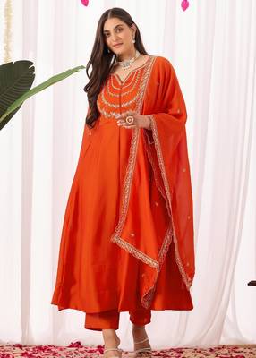 Orange embroidered vichitra silk kurta pant dupatta set 2