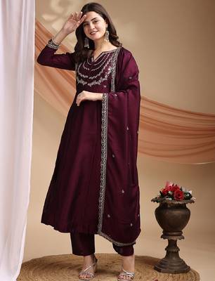 Wine embroidered vichitra silk kurta pant dupatta set 4