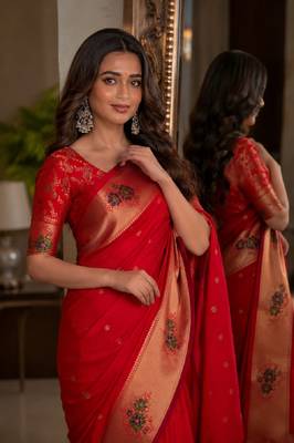 Red soft silk blend banarasi jacuard work festive saree with unstitched blouse piece 2