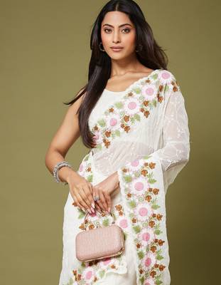 White color beautiful moss chiffon fabric beautiful partywear saree 3
