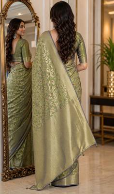 Pista soft silk blend banarasi jacuard work festive saree with unstitched blouse piece 3