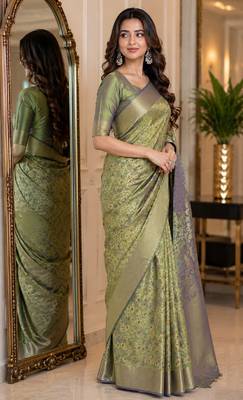 Pista soft silk blend banarasi jacuard work festive saree with unstitched blouse piece 4